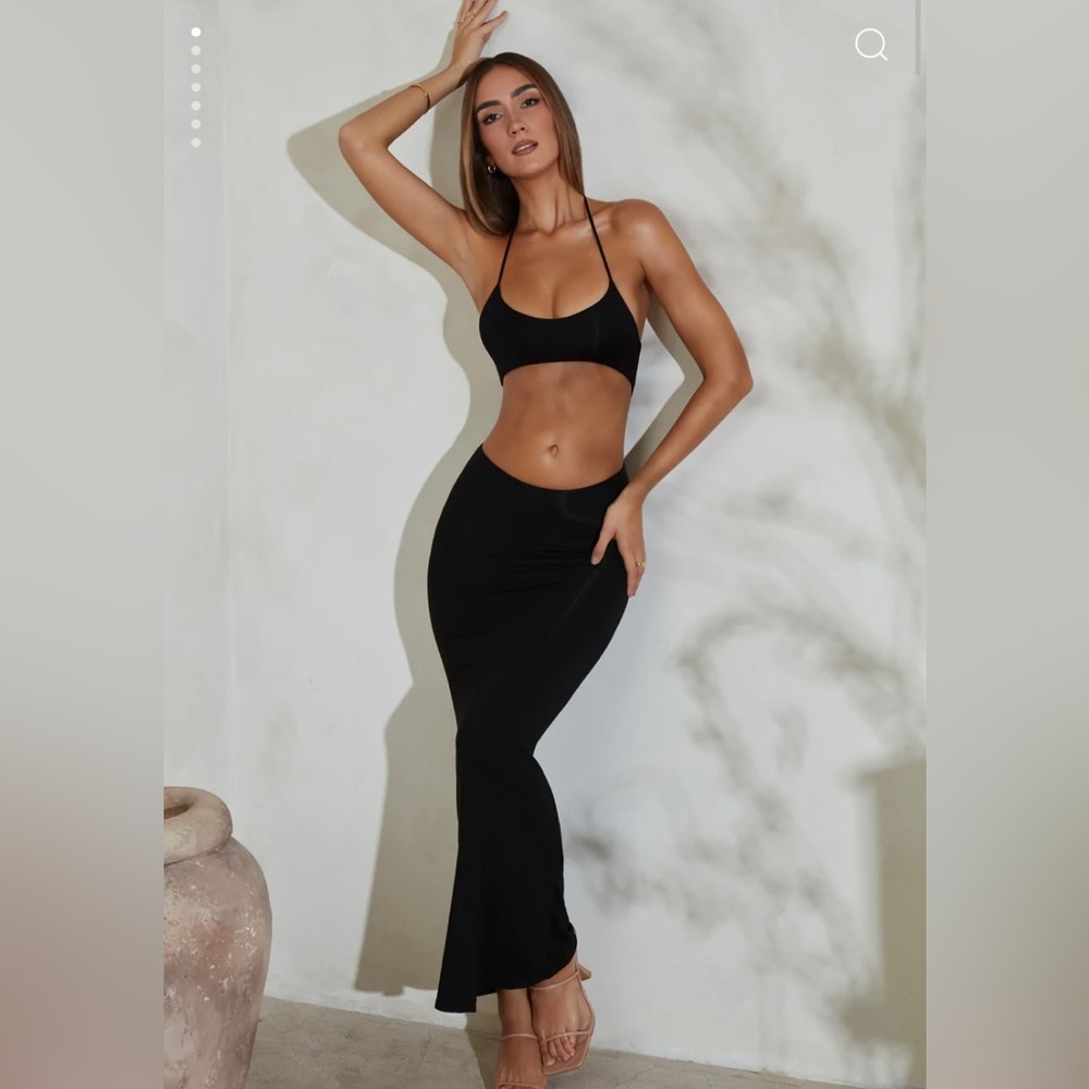 Flared Hem Cut Out Maxi Dress In Black